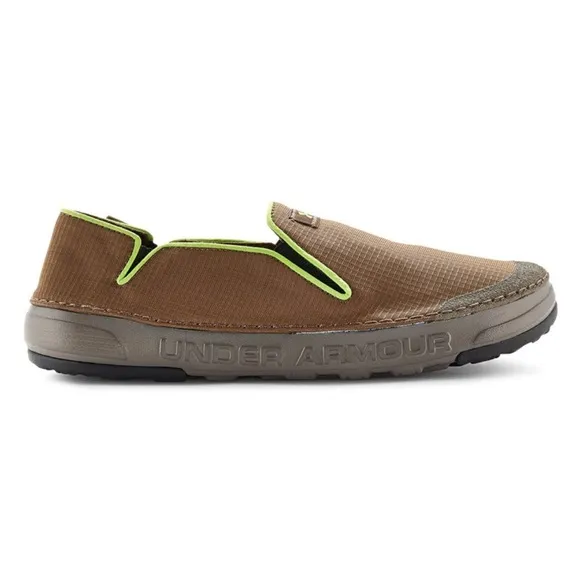 Under Armour Men’s Spike Camp Slip On Shoes. Size 10