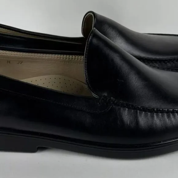 Unworn SAS Black Leather Slip On Loafers Dress Shoes Mens 15 M Comfort Moc Toe