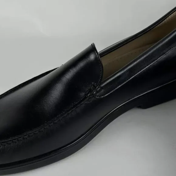 Unworn SAS Black Leather Slip On Loafers Dress Shoes Mens 15 M Comfort Moc Toe