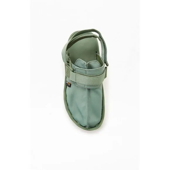 Urban Outfitters x Reebok Beatnik Sharktooth Clog Sandals $120