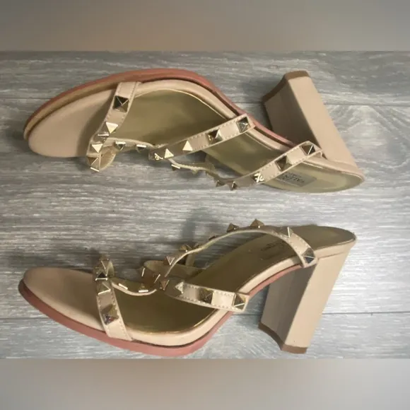 Valentino Garavani Rockstar Stud Caged Leather Tan Nude Sandals Size 42/ US 12