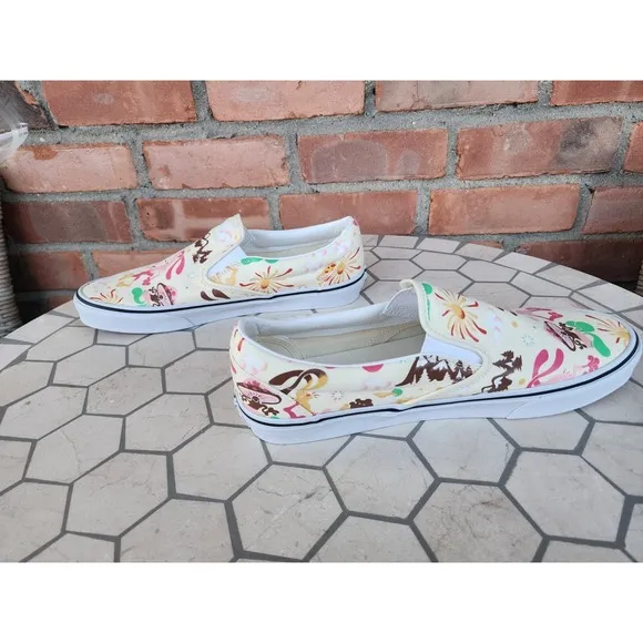 Vans Classic Slip On Get Outdoors Classic Trippy Mountain White Size 10.5 Men