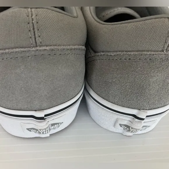 Vans Old Skool Velcro closure shoes gray suede upper sneakers comfort shoes