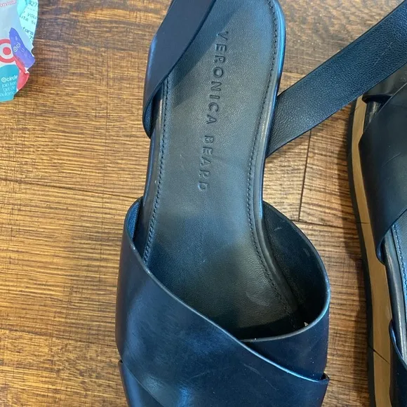Veronica Beard / crisscross new Wynie Platform Sandals black leather 7.5