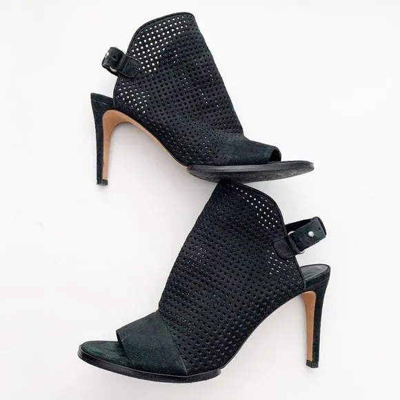 Vince Aden Laser Cut Peep Toe Slingback Black Heel Sandals Size 8
