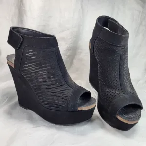 Vince Camuto Kyrene Black Leather SANDALS Womens Size 6.5M Wedge Heels Platform