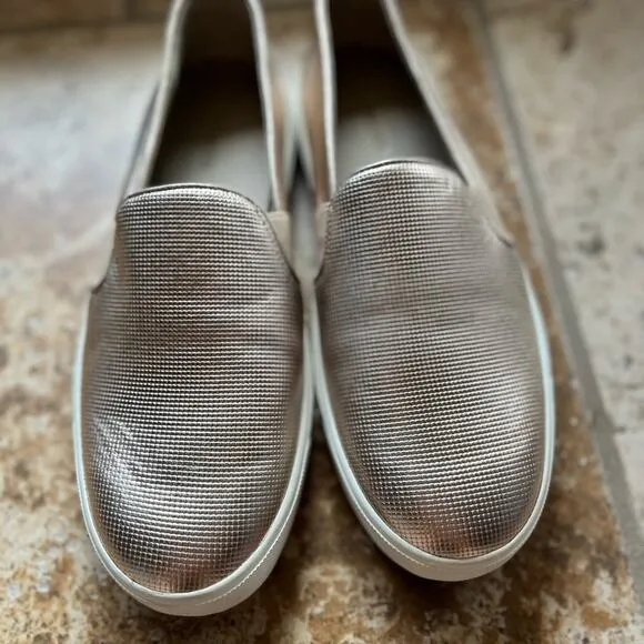 VINCE Women's Rose Gold Metallic Casual Slip-On Sneaker Shoes Size 6.5