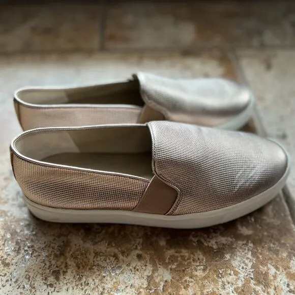 VINCE Women's Rose Gold Metallic Casual Slip-On Sneaker Shoes Size 6.5