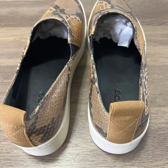 Vince Women's Saxon 2 Brown Leather Animal Print Low Top Slip On Shoes Size 8.5M