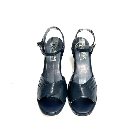 Vintage 1970s navy blue vegan leather open toe heeled sandals