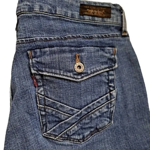 Vintage 547 Levis Jeans Womens 16 Premium Flare Medium Wash Denim