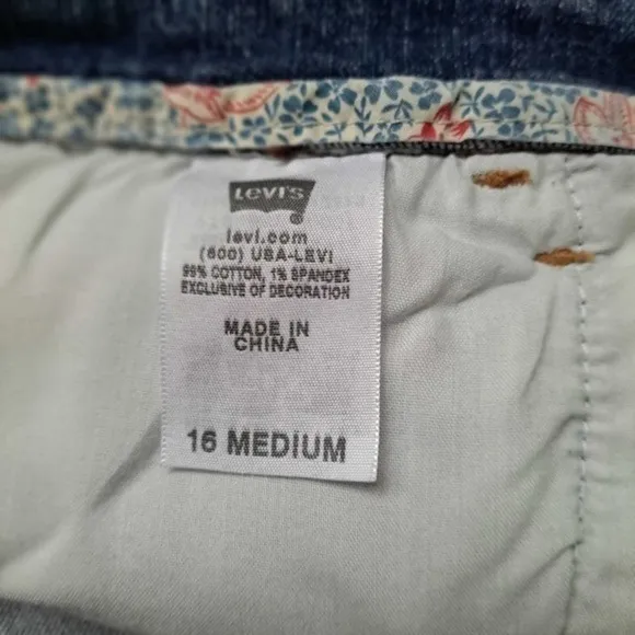 Vintage 547 Levis Jeans Womens 16 Premium Flare Medium Wash Denim