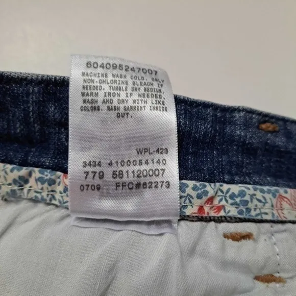 Vintage 547 Levis Jeans Womens 16 Premium Flare Medium Wash Denim