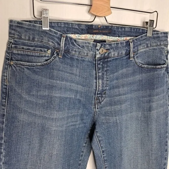 Vintage 547 Levis Jeans Womens 16 Premium Flare Medium Wash Denim