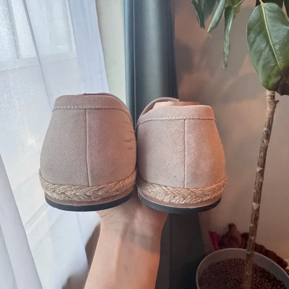 Vintage BALLY 1980s beige Slip-On Shoes