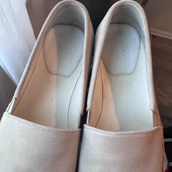 Vintage BALLY 1980s beige Slip-On Shoes