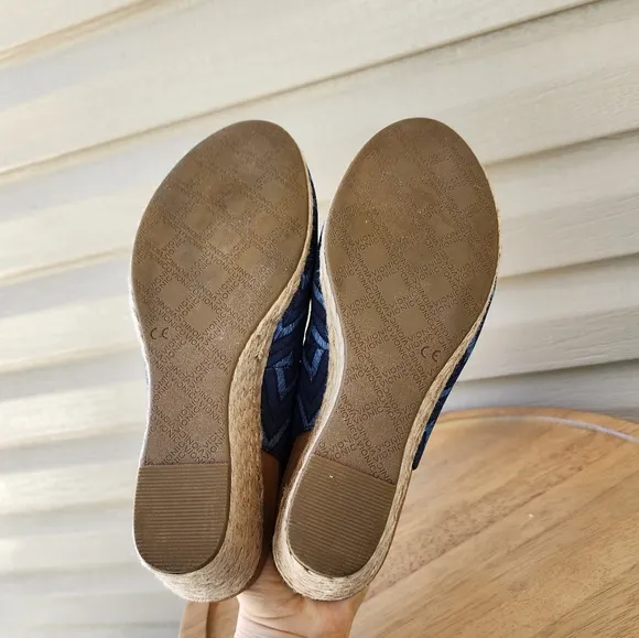 Vionic Coralina wedge sandals
