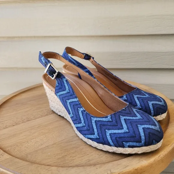 Vionic Coralina wedge sandals