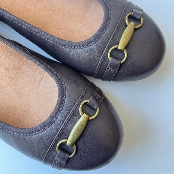 Vionic DELANIE FLAT ballet shoes in chocolate size 11