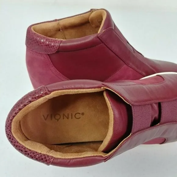 VIONIC Emery Hidden Heel Wedge Slip-On Leather Sneaker Women's Size 9.5 M