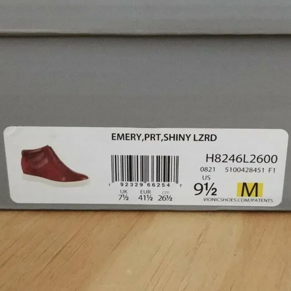 VIONIC Emery Hidden Heel Wedge Slip-On Leather Sneaker Women's Size 9.5 M