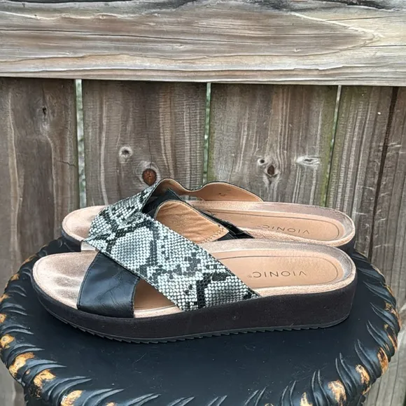 Vionic Hayden platform slide, size 10.5