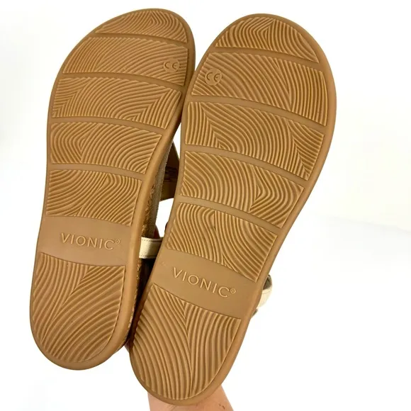 Vionic Kirra II Women's Sz 9 Wedge Sandals Comfort Shoes Tan Gold Metallic - NEW