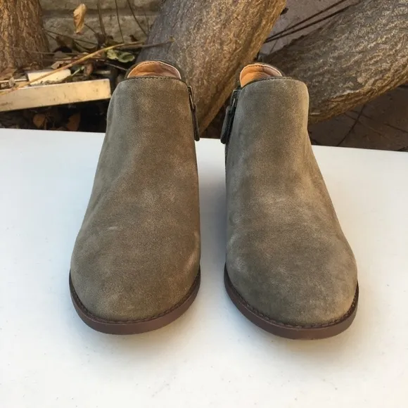 Vionic Marissa Ankle Boots Olive Green