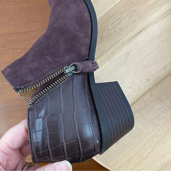 Vionic Marissa Boots Womens Sz 6 Purple Leather Suede Zip Up Ankle Booties NWOT