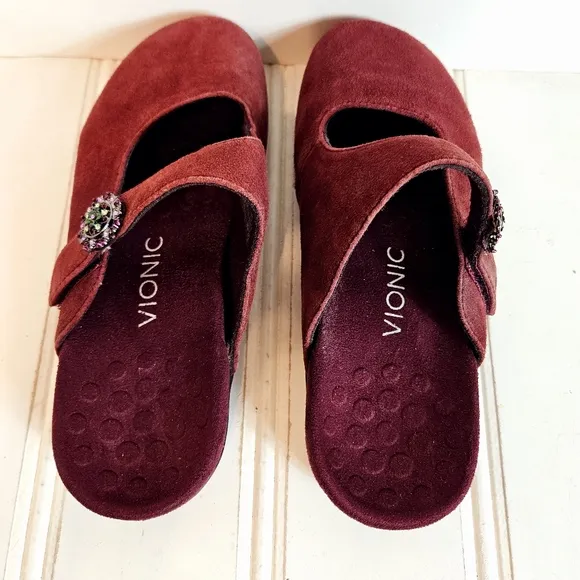 Vionic Mules Womens Size 7 Joan Burgundy Merlot  Suede Slip-On Shoes