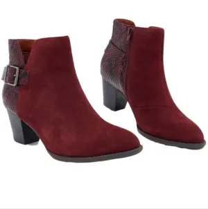 Vionic Naomi Suede Snake Print Water Resistant Stacked Booties Wine Like New