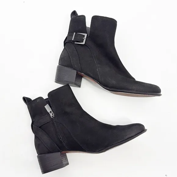 Vionic Sienna Chelsea Buckle Boots Waterproof Nubuck Zip Up Mid Bootie Size 8.5