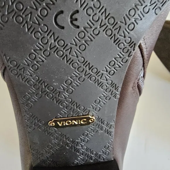 Vionic Upton Leather Ankle Boots with Orthotic Arch Support Java Size 10