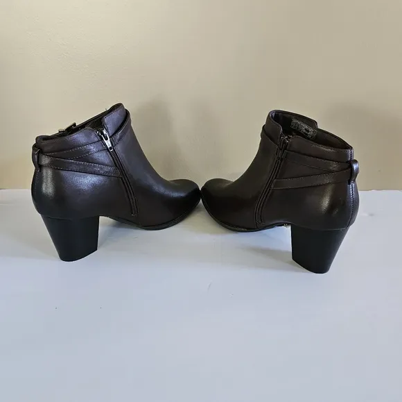 Vionic Upton Leather Ankle Boots with Orthotic Arch Support Java Size 10