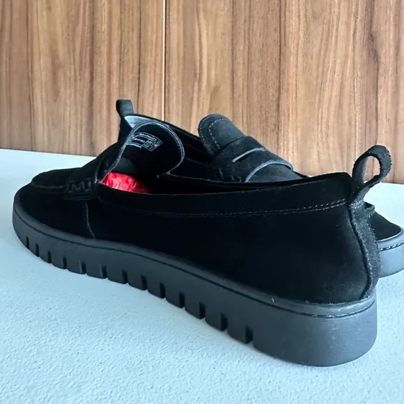 Vionic Uptown Loafer - black suede Size 11