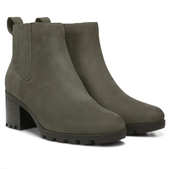 Vionic Wilma Women's Heeled Ankle Boot Size 10 Green Waterproof Rain Outdoors