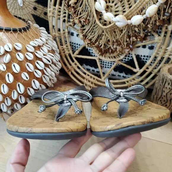Vionic Women 11/42 WIDE Cassie Rock Slip On Sandals Gray Snake Leather Orthotic