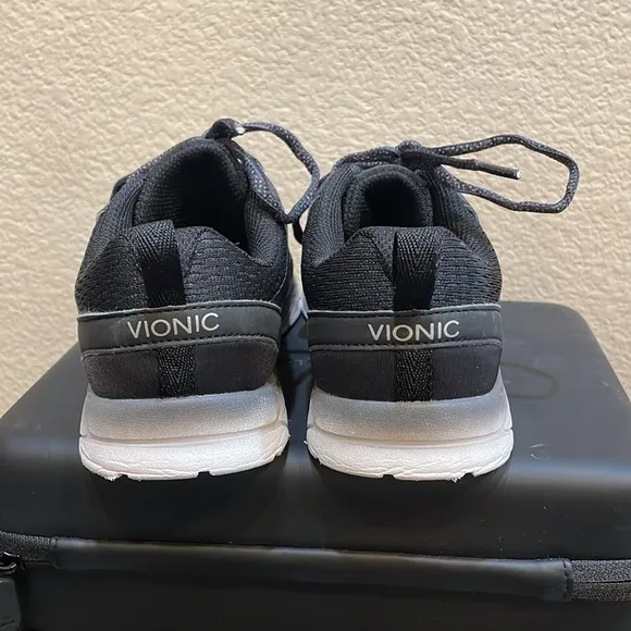 VIONIC Women's 335 Miles Sneakers Size 6.5