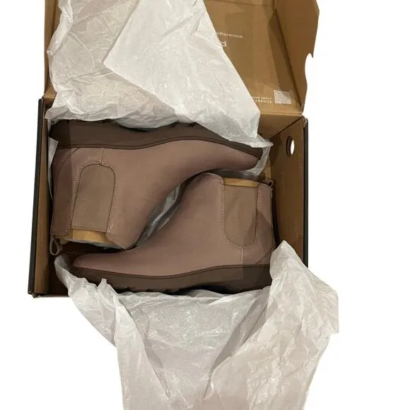 Vionic Women's Evergreen Booties Beige Nubuck Leather Size 8.5M NWB