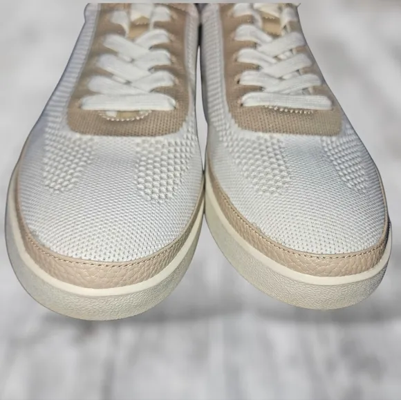 Vionic Women's Galia Sneaker