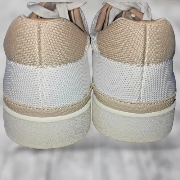 Vionic Women's Galia Sneaker