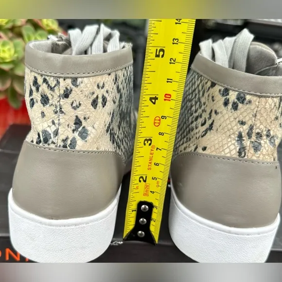 🔸Vionic Womens Gray &amp; Tan  Splendid Torri High-Top Sneaker Orthaheel Technology