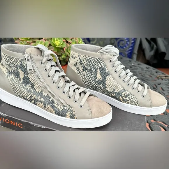 🔸Vionic Womens Gray &amp; Tan  Splendid Torri High-Top Sneaker Orthaheel Technology