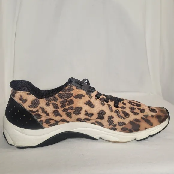 Vionic Women's Tourney Walker Leopard Print Lace Up Sneakers Size 10