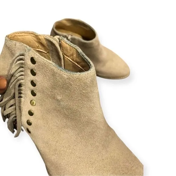 Vionic Tan Upright Faros Suede Heeled Boots Size 5