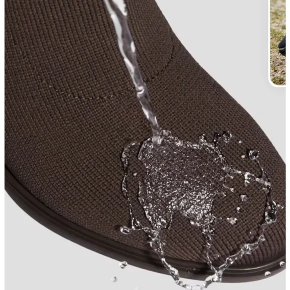 VIVAIA Almond-Toe Running Heel Boots (Amanda) Chocolate Size 9.5 Nwt in Box