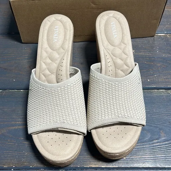 VIVAIA ROUND TOE WEDGE SANDALS ALMOND CROCHET - 8.5