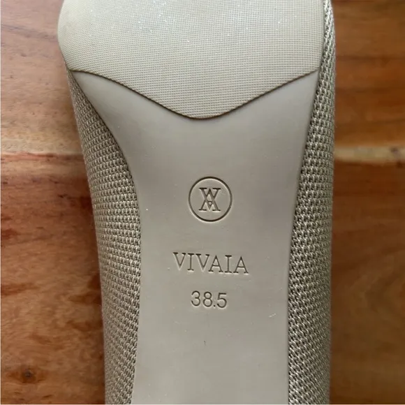 VIVAIA Scarlett Pointed-Toe Kitten Heels Almond New Size EU 38.5, US 7.5