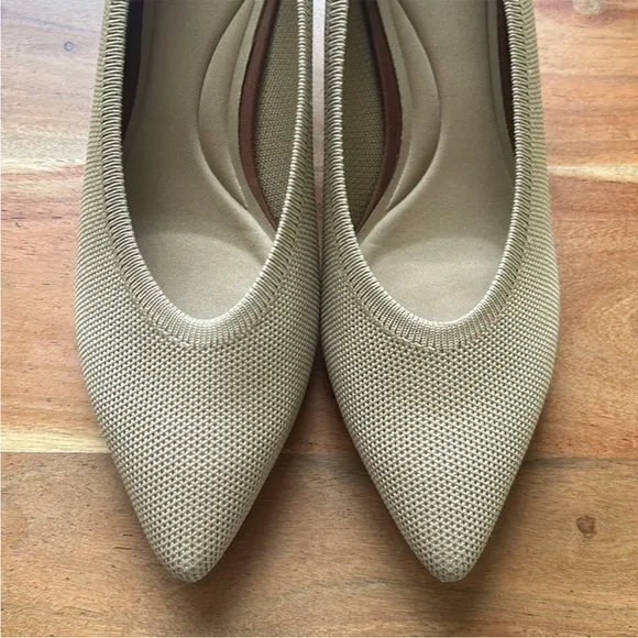 VIVAIA Scarlett Pointed-Toe Kitten Heels Almond New Size EU 38.5, US 7.5