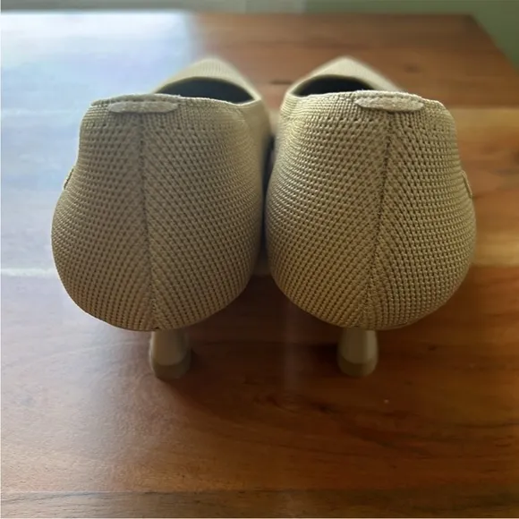 VIVAIA Scarlett Pointed-Toe Kitten Heels Almond New Size EU 38.5, US 7.5